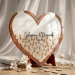Drewniana księga gości weselnych na wesele białe tło- Serce